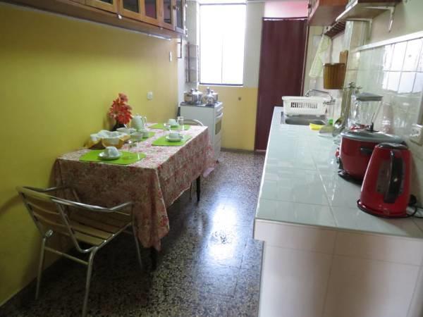 Residencial El Sol De Los Pinos Bed and Breakfast Trujillo Eksteriør billede